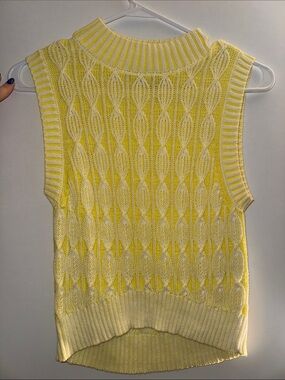 DKNY Yellow Cable Knit Sleeveless Mock Neck Sweater Vest